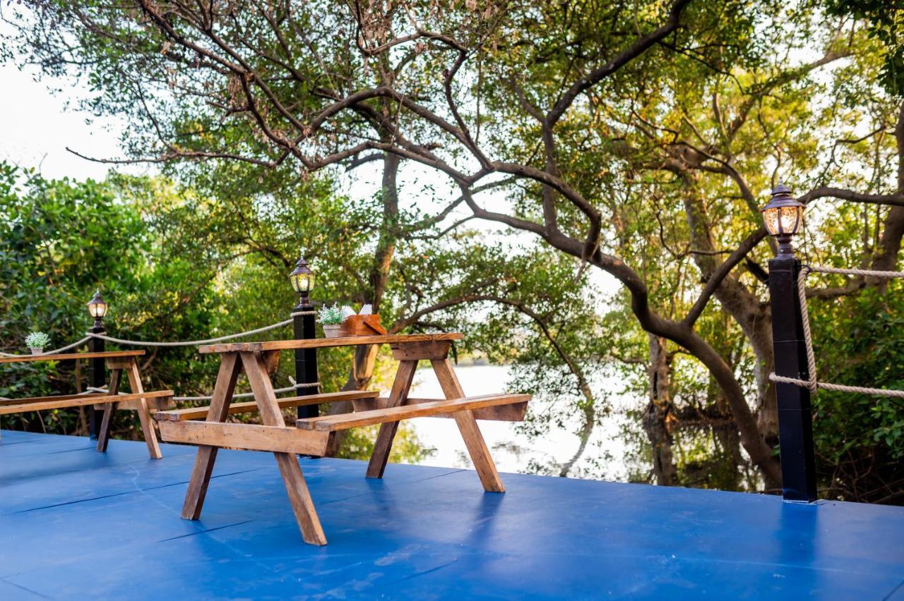 Tranquill Riverside Luxury Cottages With Bathtub, Candolim Exterior foto