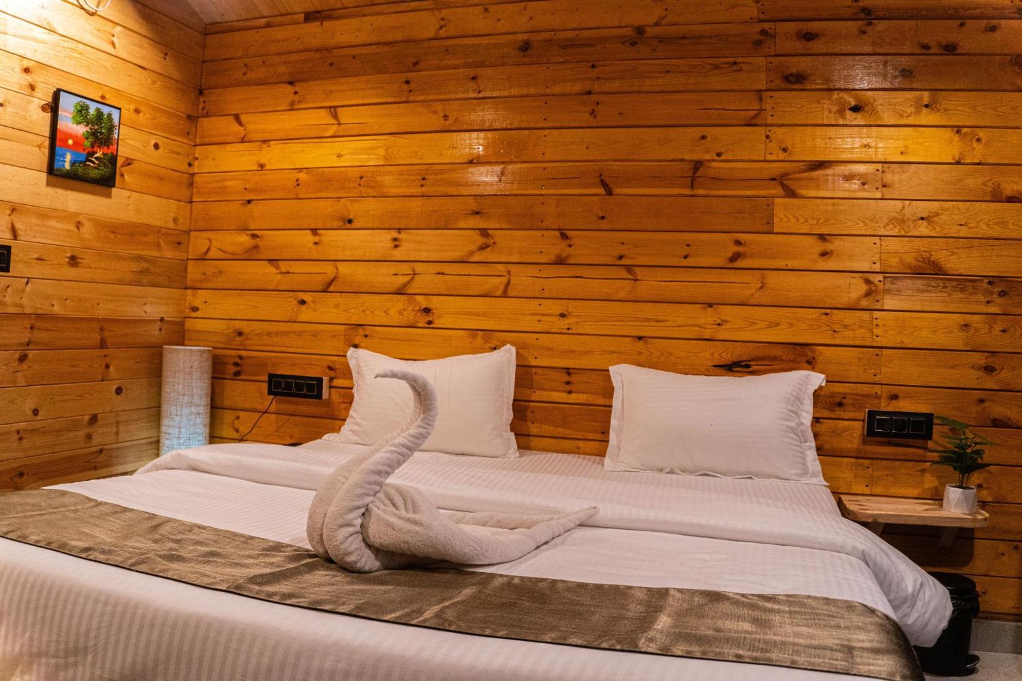 Tranquill Riverside Luxury Cottages With Bathtub, Candolim Exterior foto